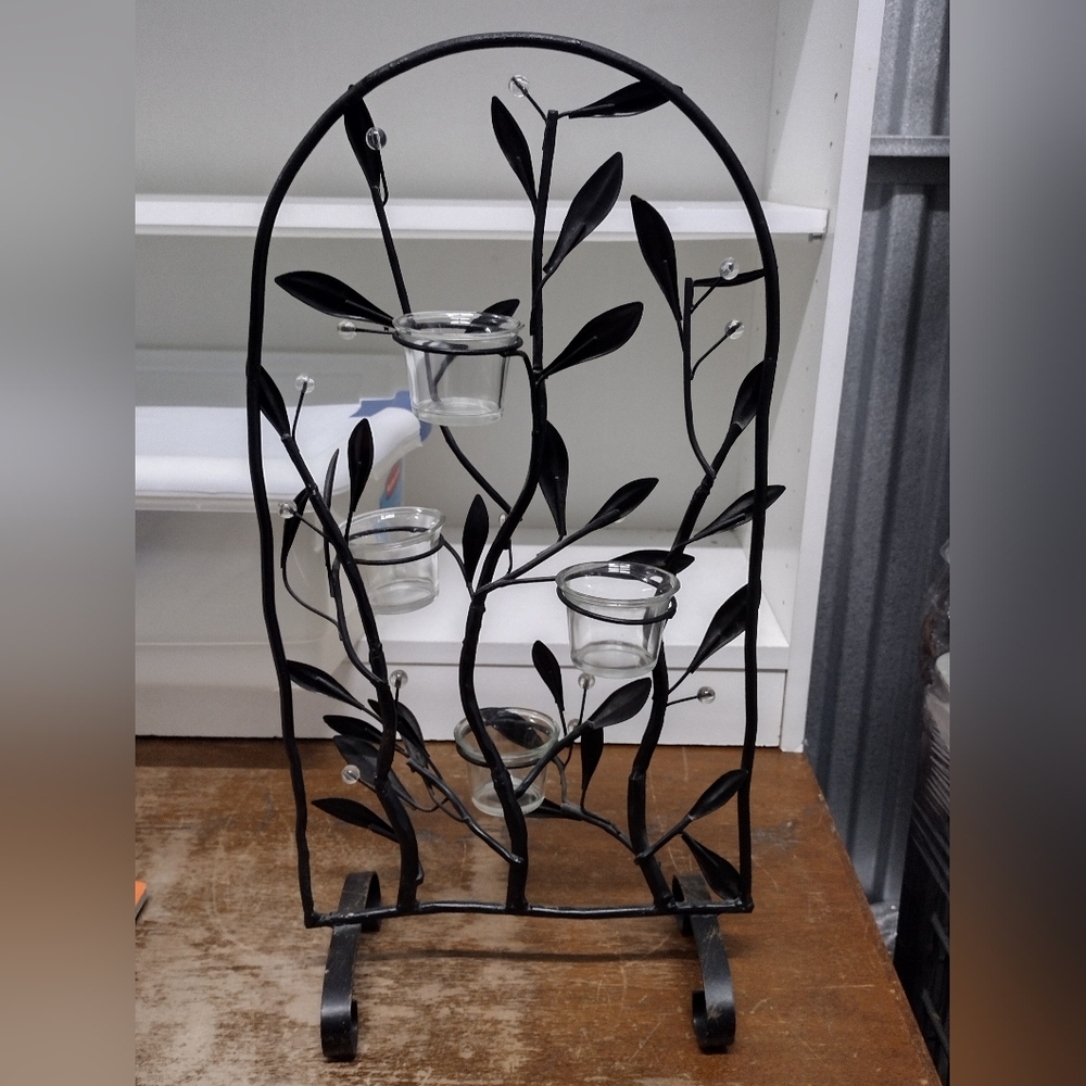 Black Metal Leaf Candle Holder